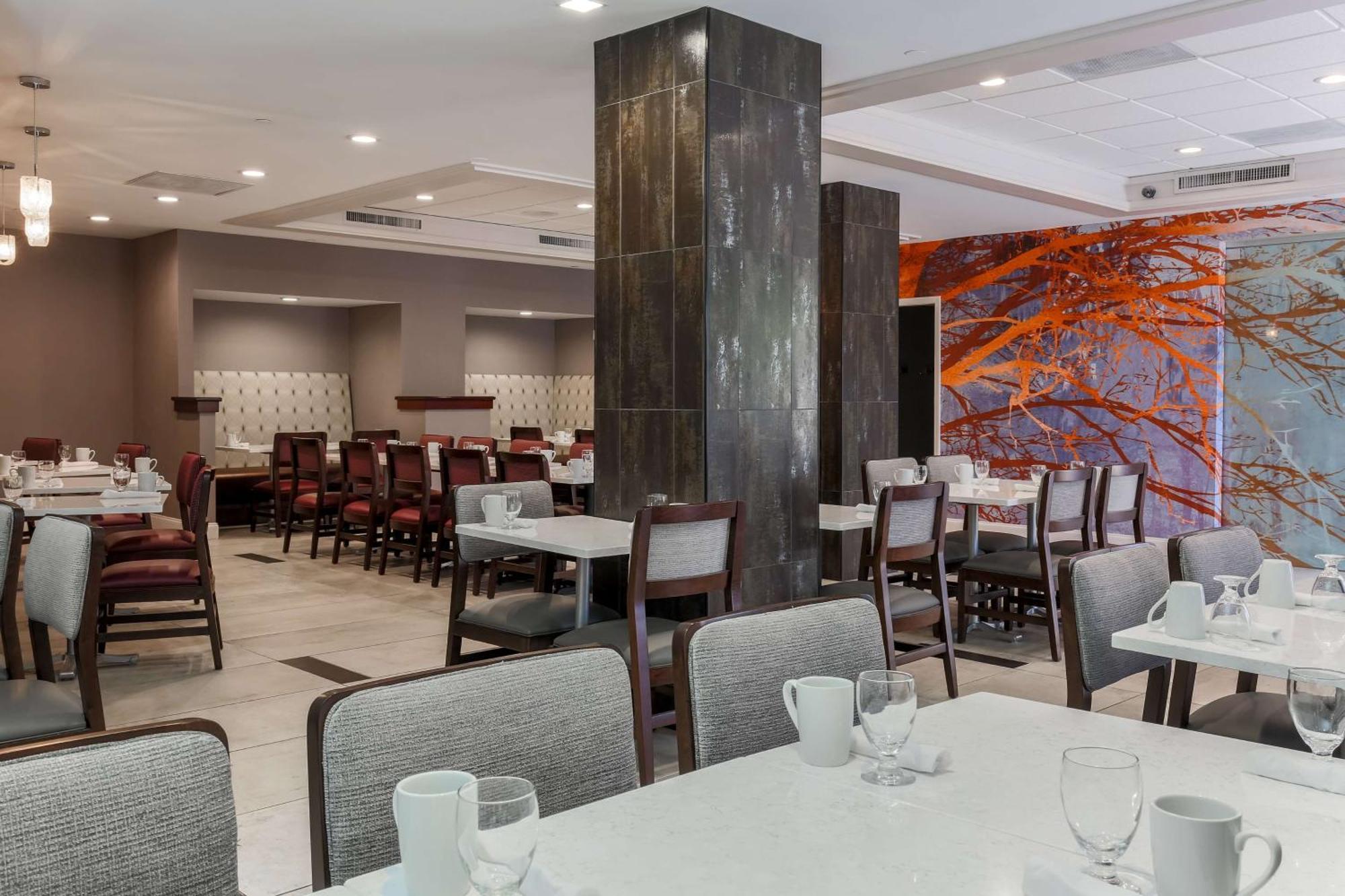 Doubletree By Hilton Atlanta Airport Hotel College Park Eksteriør billede