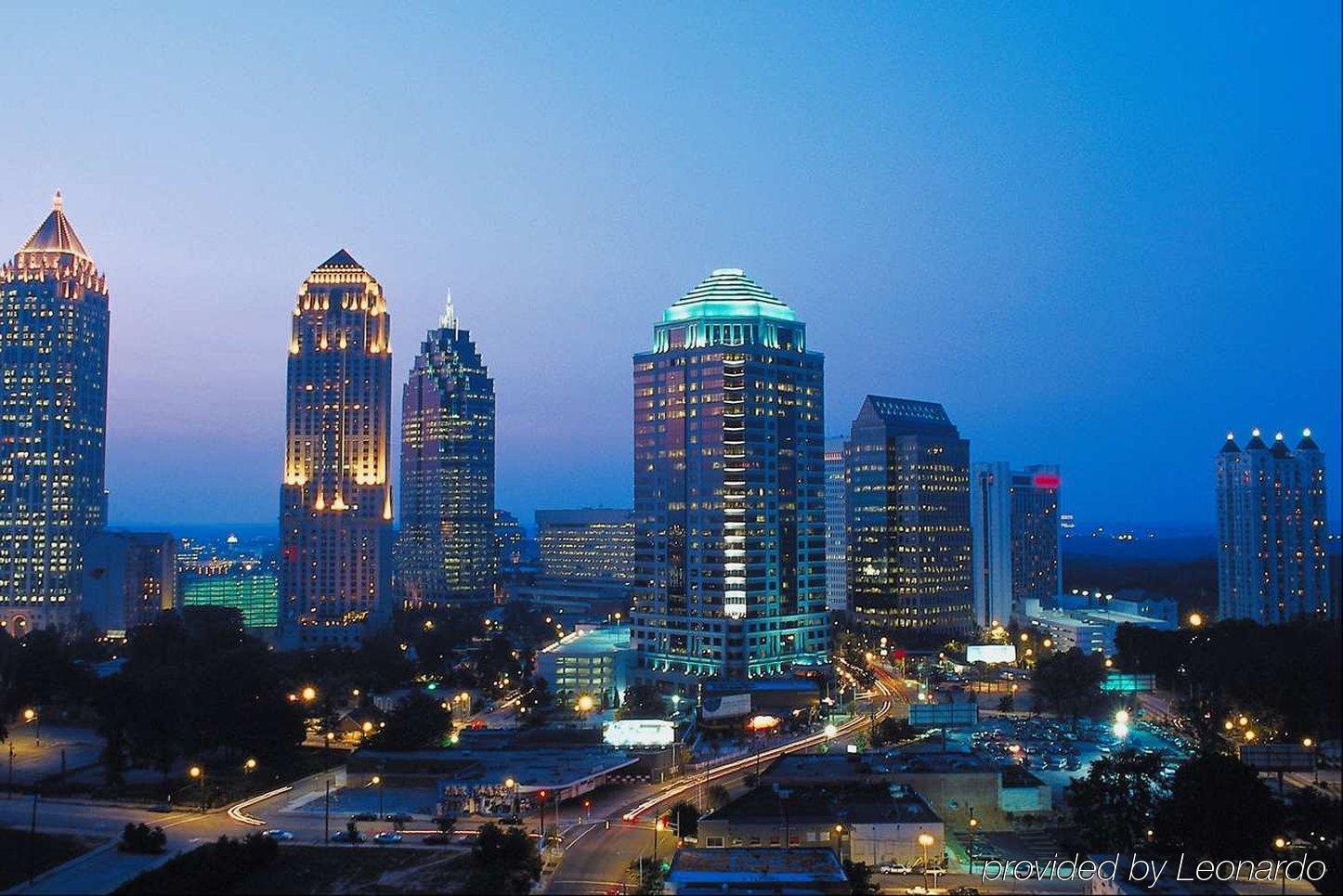 Doubletree By Hilton Atlanta Airport Hotel College Park Eksteriør billede