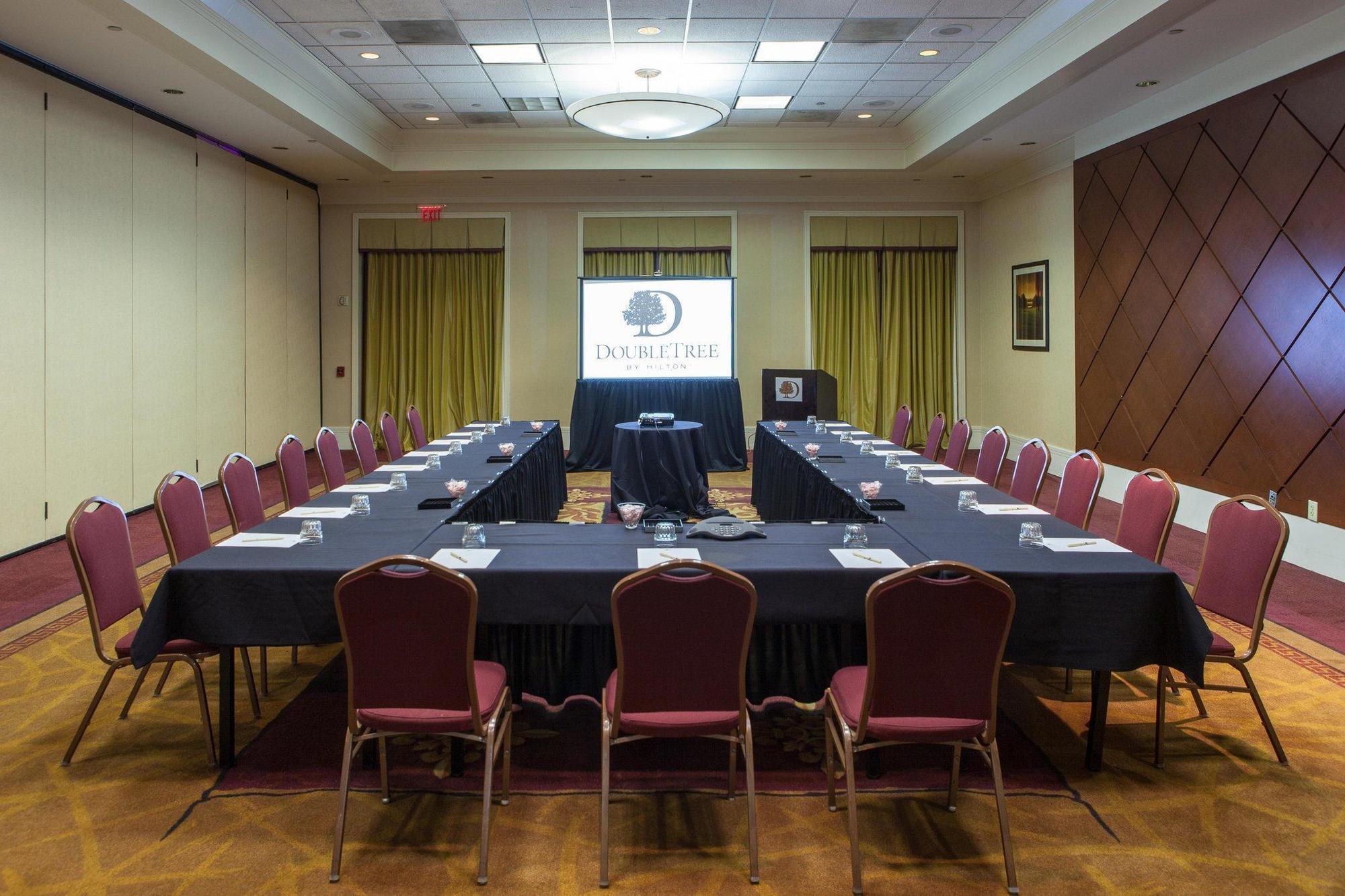 Doubletree By Hilton Atlanta Airport Hotel College Park Eksteriør billede