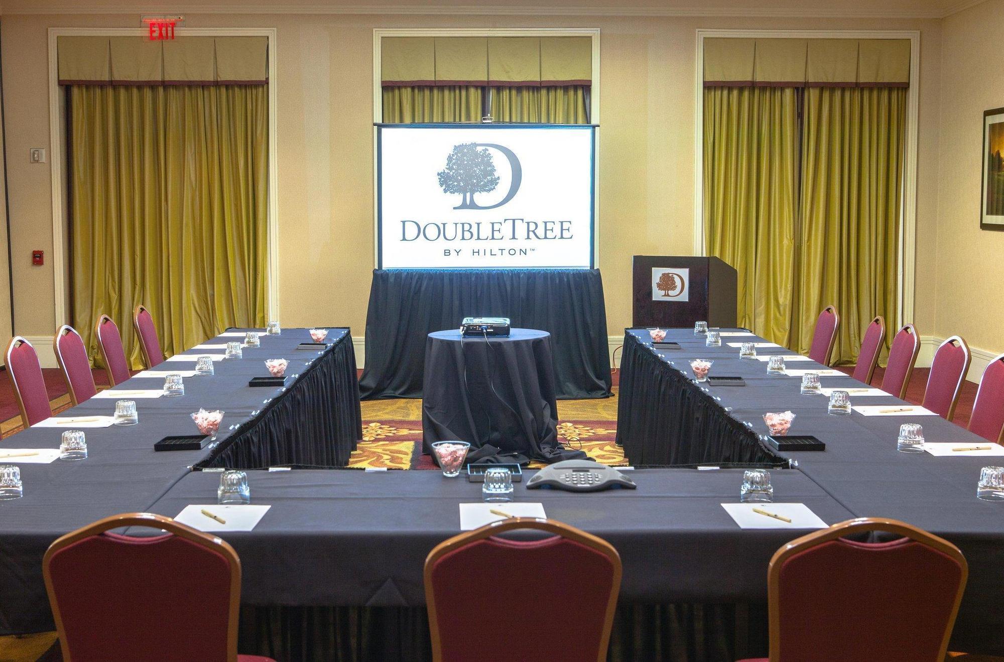 Doubletree By Hilton Atlanta Airport Hotel College Park Eksteriør billede